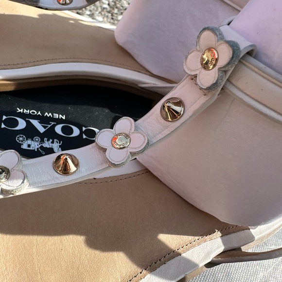 Coach Henriette Floral Rivets Sandals - Chalk White - Size 9M - Picture 7 of 16